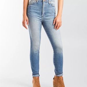 Wrangler High Rise Skinny Stretch Jean